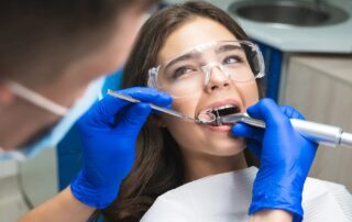 Root Canal vs. Extraction in Redwood City, Which Treatment Is Right for You